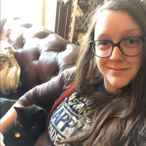 Meet your Posher, Alexandra